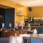 Fox Hall Hotel