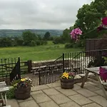 Fox Hall Hotel East Layton