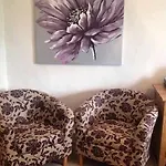 Fox Hall Hotel East Layton