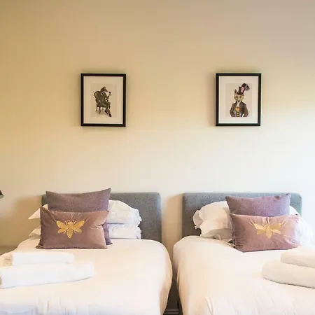 Hotel Fox Hall East Layton