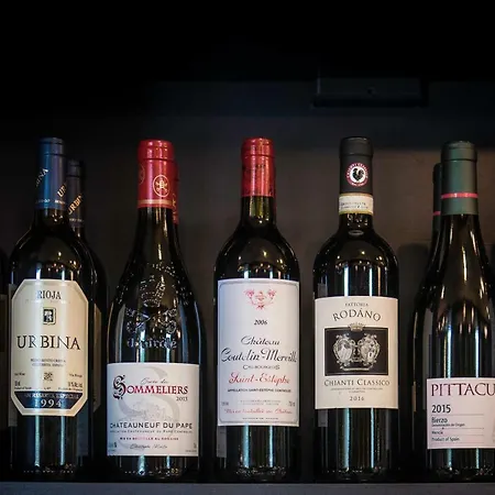 Fox Hall 3* East Layton