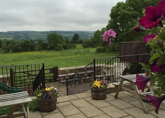 Fox Hall Hotel East Layton