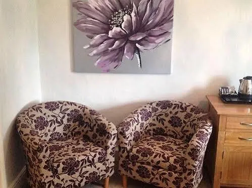 Fox Hall Hotel East Layton