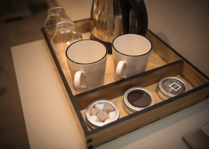 Hotel Fox Hall East Layton