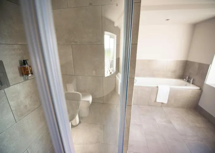 Hotel Fox Hall East Layton