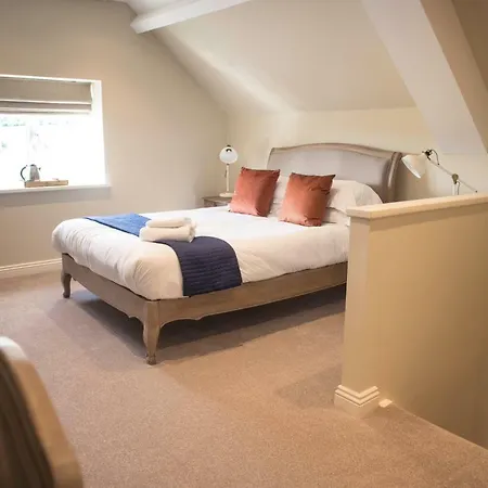 Fox Hall 3* East Layton